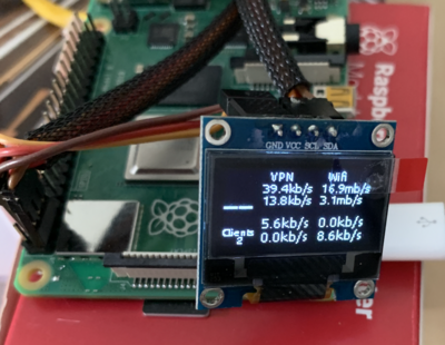 Bild: Testaufbau des Raspberry mit dem OLED Bild: Testaufbau des Raspberry mit dem OLED